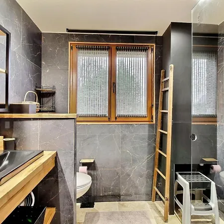 بيت للعطل La Bambouseraie *